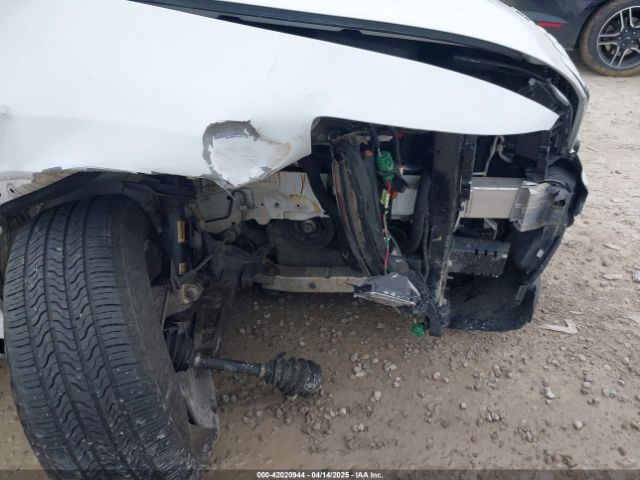 1C4PJMCSXEW150735 Jeep Cherokee Latitude