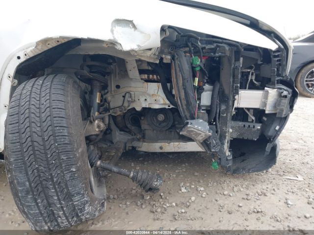1C4PJMCSXEW150735 Jeep Cherokee Latitude