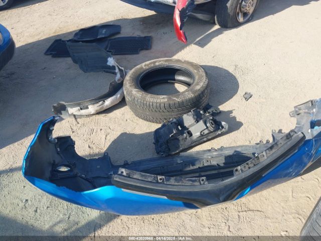 2T3RFREV2JW754495 Toyota Rav4 Xle
