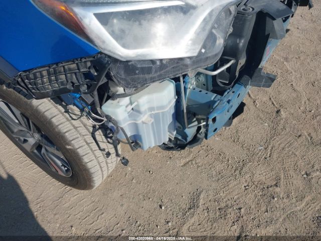 2T3RFREV2JW754495 Toyota Rav4 Xle