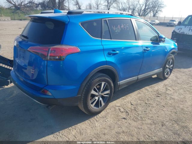 2T3RFREV2JW754495 Toyota Rav4 Xle