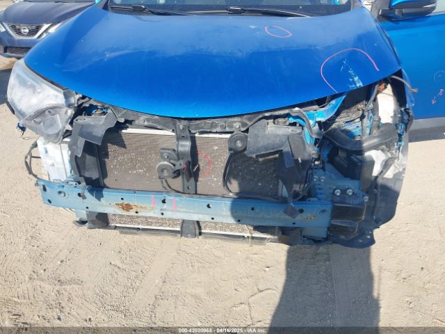 2T3RFREV2JW754495 Toyota Rav4 Xle