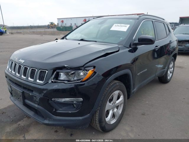 3C4NJDBB9JT202297 Jeep Compass Latitude 4x4