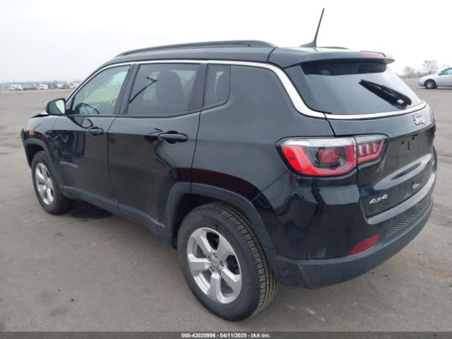 3C4NJDBB9JT202297 Jeep Compass Latitude 4x4