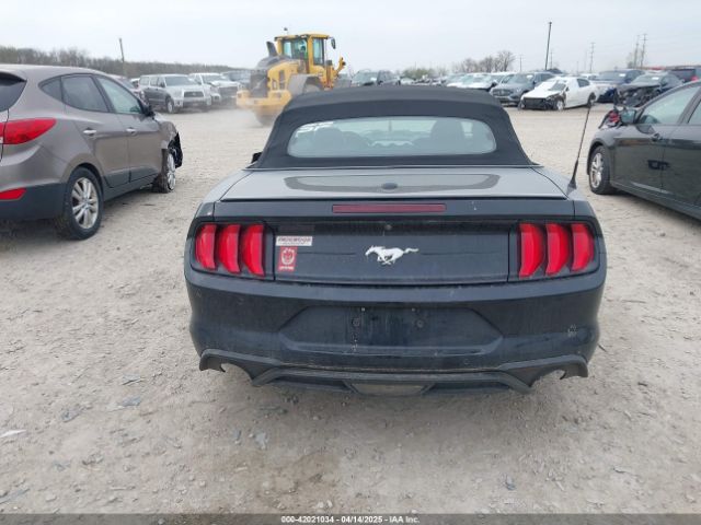 1FATP8UH5J5111239 Ford Mustang Ecoboost Premium