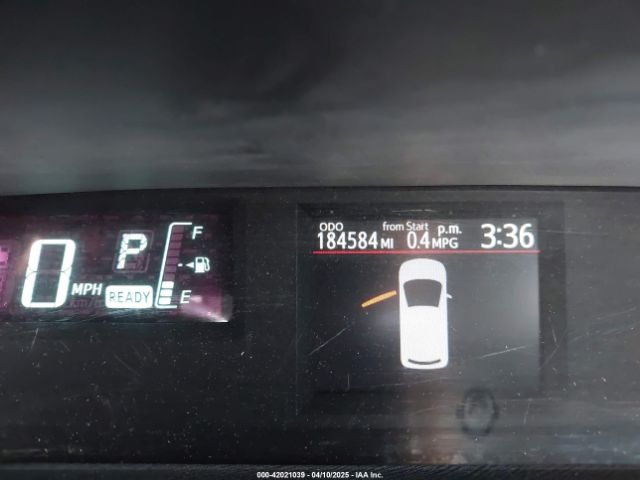 JTDKDTB35E1561818 Toyota Prius C One