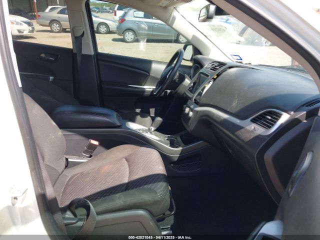 3C4PDCBB9KT863288 Dodge JOURNEY SE