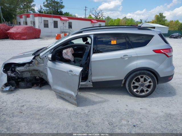 1FMCU9G92GUC28879 Ford ESCAPE SE