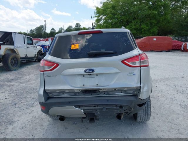 1FMCU9G92GUC28879 Ford ESCAPE SE