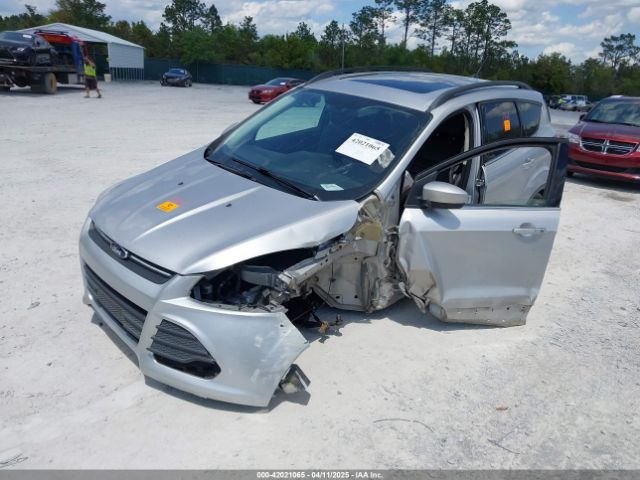 1FMCU9G92GUC28879 Ford ESCAPE SE