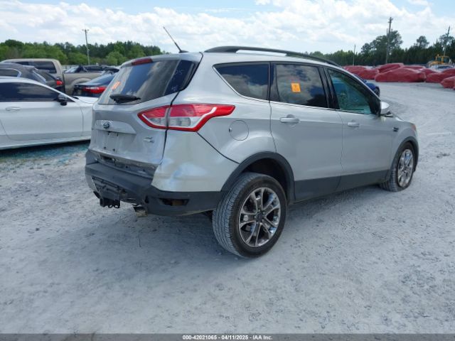 1FMCU9G92GUC28879 Ford ESCAPE SE