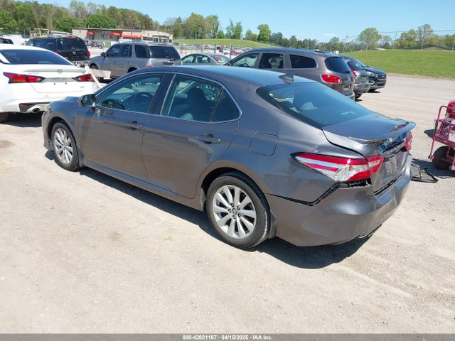 4T1B11HK8KU289721 Toyota CAMRY LE