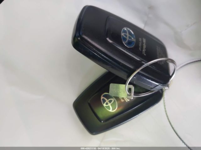 JTDKAMFP6M3189145 Toyota Prius Prime Xle