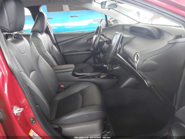JTDKAMFP6M3189145 Toyota Prius Prime Xle