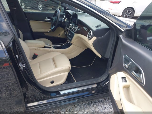 Mercedes-Benz m270 2019 WDDSJ4EB3KN751953 Image 5