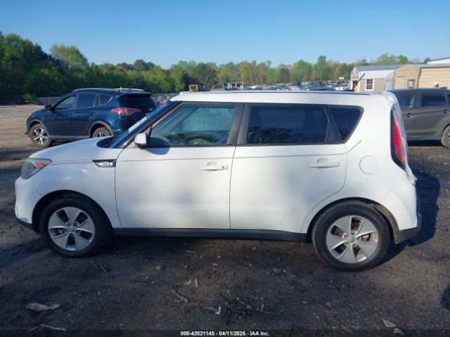 KNDJN2A22F7228602 KIA Soul