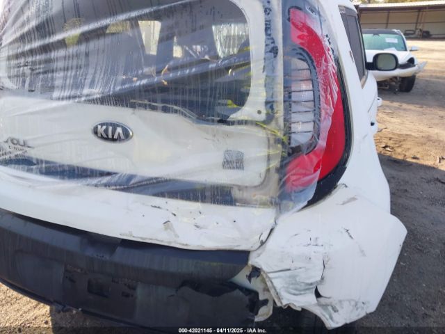 KNDJN2A22F7228602 KIA Soul