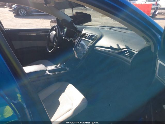 3FA6P0HD9LR161924 Ford FUSION SE