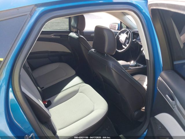 3FA6P0HD9LR161924 Ford FUSION SE