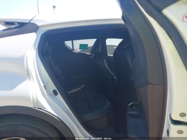 JTNKHMBX7K1023674 Toyota C-hr Limited