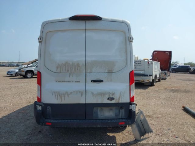 1FTYR2CM6KKB19102 Ford Transit-250