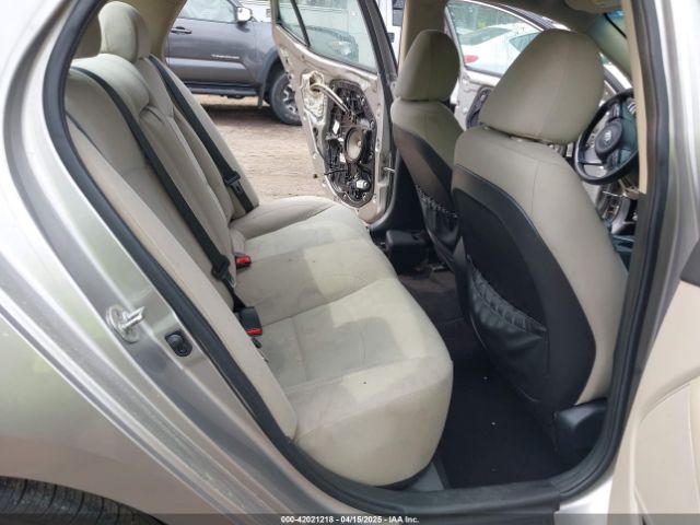 5XXGM4A72FG367625 KIA Optima Lx