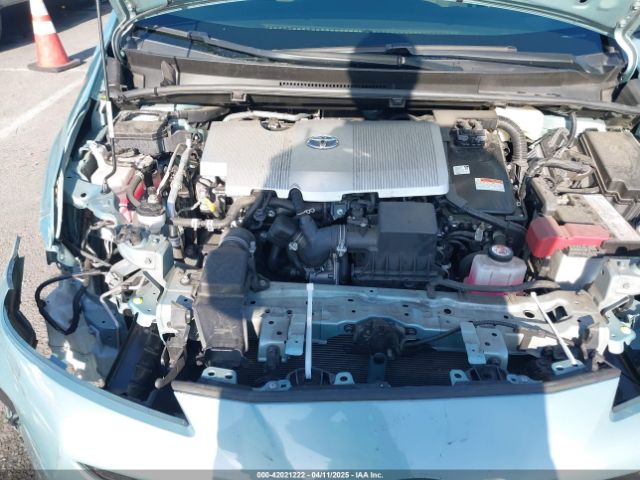 JTDKAMFU8N3188831 Toyota Prius L