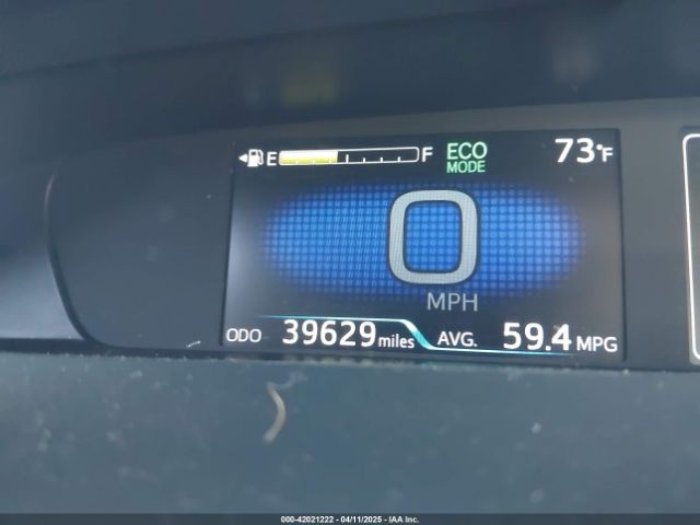 JTDKAMFU8N3188831 Toyota Prius L