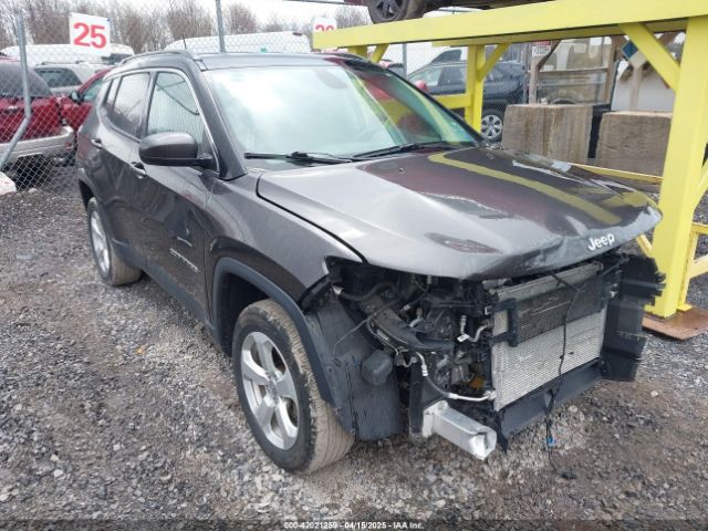 3C4NJDBB6KT682719 Jeep Compass Latitude 4x4