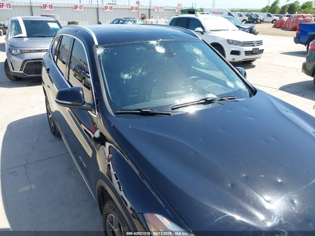 WBXHU7C33J5H39976 BMW X1 Sdrive28i
