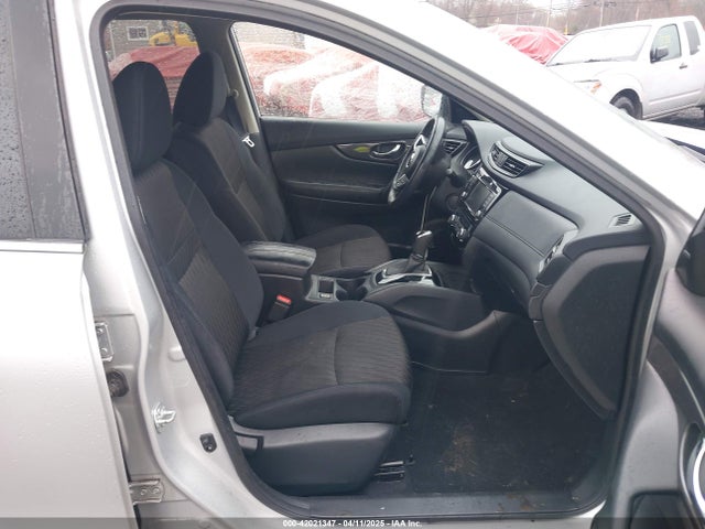 5N1AT2MVXJC800314 Nissan ROGUE SV