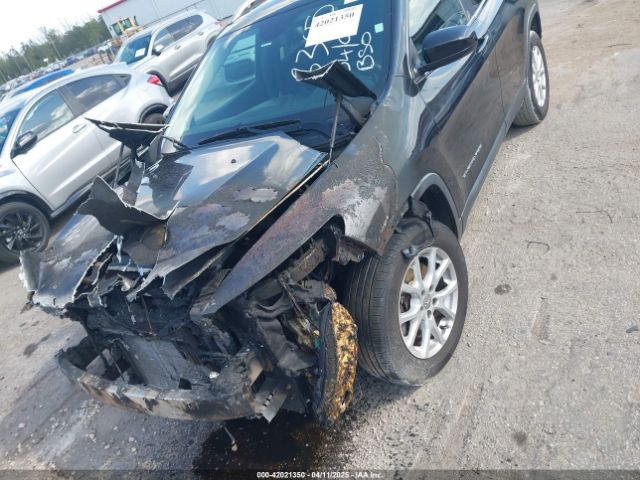 1C4PJMCB5EW146365 Jeep Cherokee Latitude