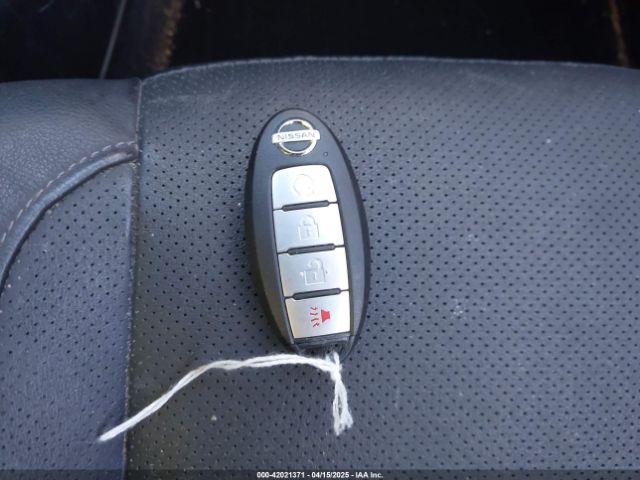 JN1BJ1CR0KW314207 Nissan Rogue Sport Sl
