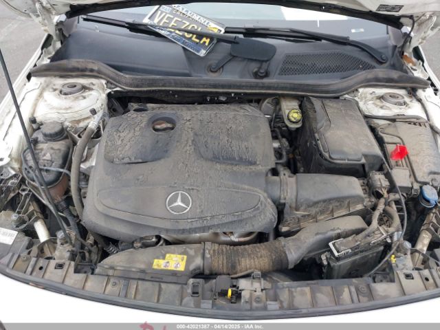 WDCTG4EB7JJ472597 Mercedes-Benz GLA 250