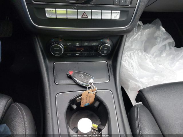 WDCTG4EB7JJ472597 Mercedes-Benz GLA 250
