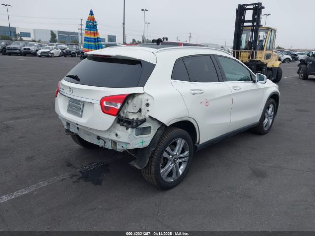 WDCTG4EB7JJ472597 Mercedes-Benz GLA 250