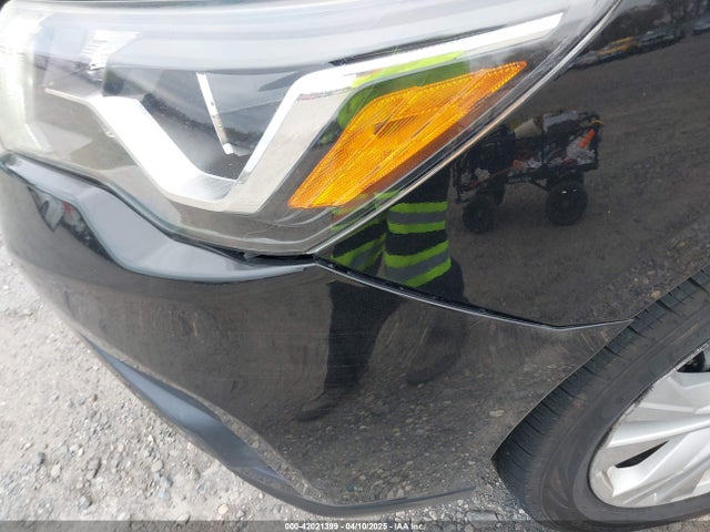 5N1DR2MM2JC651738 Nissan Pathfinder Sl