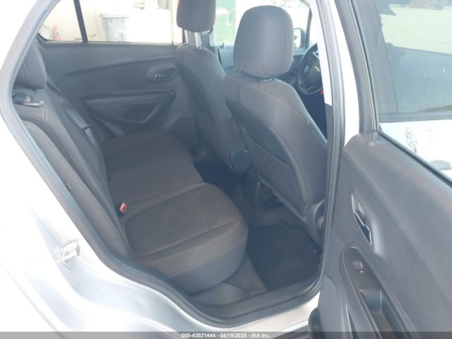 3GNCJKSB6LL213456 Chevrolet Trax Fwd Ls