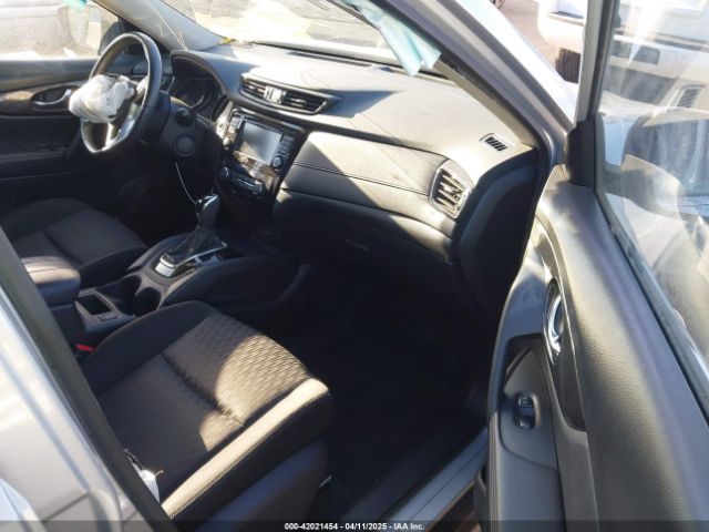 JN8AT2MT9KW263622 Nissan ROGUE SV