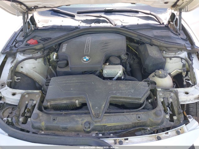 WBA8E5G57GNT41733 BMW 320i Xdrive