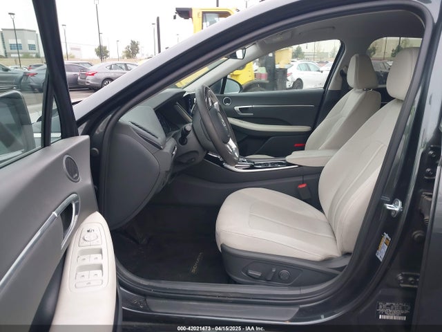 KMHL34JJ4PA053898 Hyundai Sonata Hybrid Sel