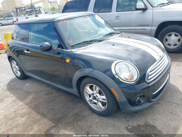 2011 MINI COOPER WMWSU3C57BT182560 Photo 0