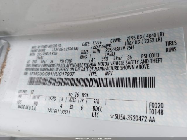1FMCU9G91HUC17907 Ford ESCAPE SE