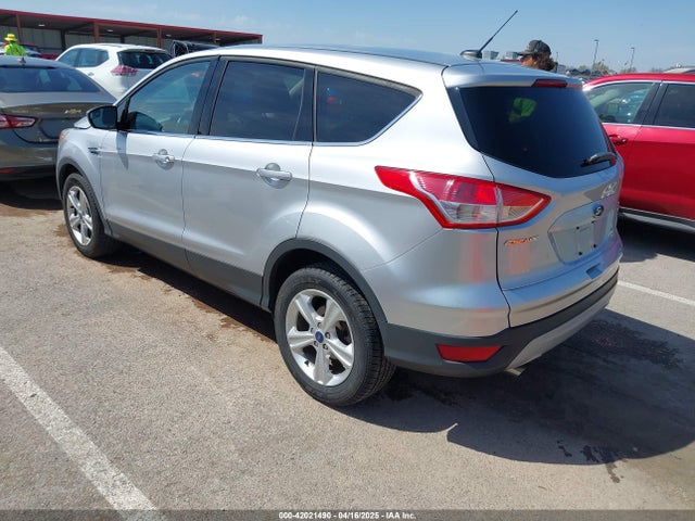 1FMCU9G98GUA10333 Ford ESCAPE SE