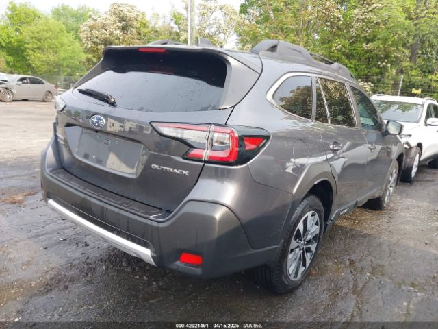 4S4BTANC9R3135719 Subaru Outback Limited