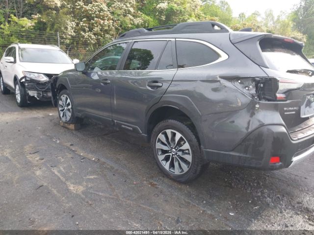 4S4BTANC9R3135719 Subaru Outback Limited