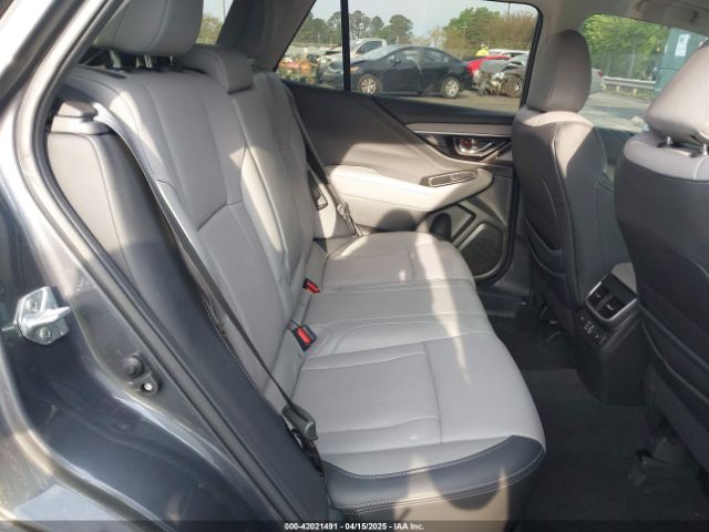 4S4BTANC9R3135719 Subaru Outback Limited