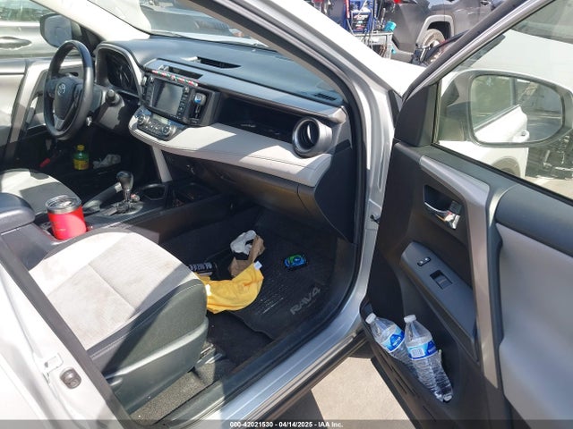 JTMRJREVXGD029019 Toyota Rav4 Hybrid Xle
