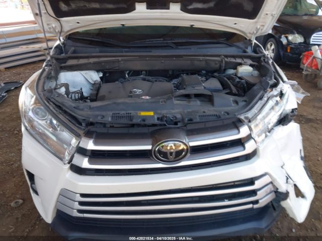 5TDKZRFH0JS549924 Toyota Highlander Xle