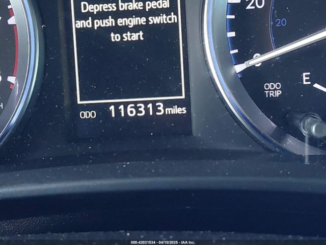 5TDKZRFH0JS549924 Toyota Highlander Xle